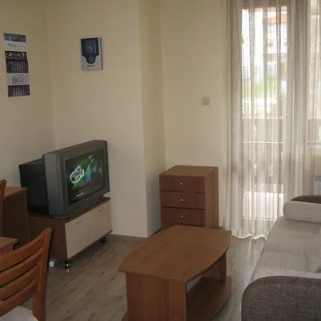 Apartamento Tzanev *